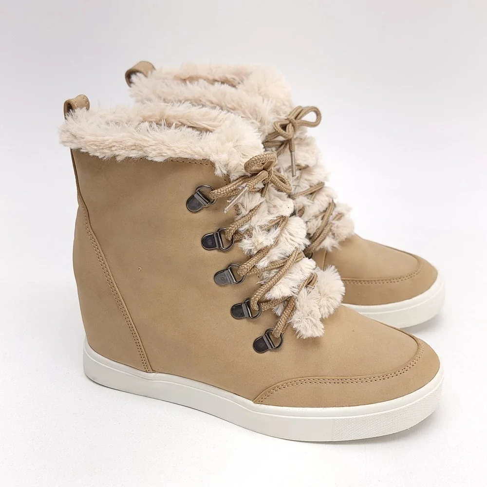 Brash Wedge Ankle Bootie Tan Faux Fur Trim Sneaker Womens Size 8